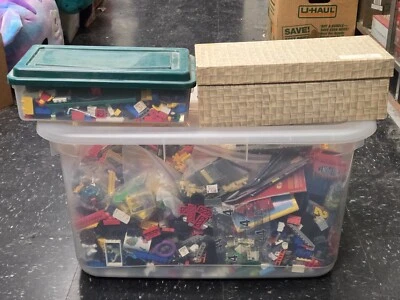 Lote de legos de 32,3 libras tiene mini figuras y manuales Lego Foto 1 de 4