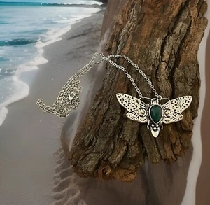 Green  Onyx Butterfly Gemstone Pendant  Necklace -925 Silver plated- New - Bild 1 von 3