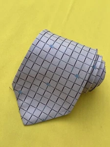 Authentic BURBERRY LONDON Plaids Knight Design On Dusty Pink Silk Necktie Tie - Picture 1 of 9