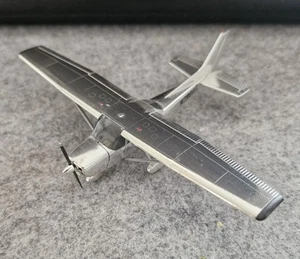 Cessna 182 Aluminiumlegierung - Bild 1 von 4