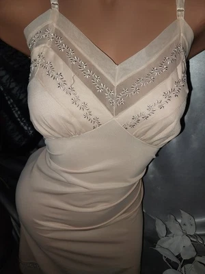 Antigo Silky Luxo Pontudo Corpete Plissado Damasco Chiffon Inlay Embrd Hollywood Slip - Imagem 1 de 4