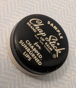 Vintage Miniature Chapstick Lip Balm Tin - RARO campione dentista - A.H. Robins USA - Foto 1 di 7