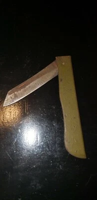 Espada oficial del ejército japonés de la Segunda Guerra Mundial NAVAJA DE BOLSILLO RARA COLOR OLIVA, FIRMADA  Foto 1 de 4