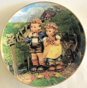 8" Country Crossroads M.J. Hummel Collector Plate Little Companions Boy & Girl - Picture 1 of 4
