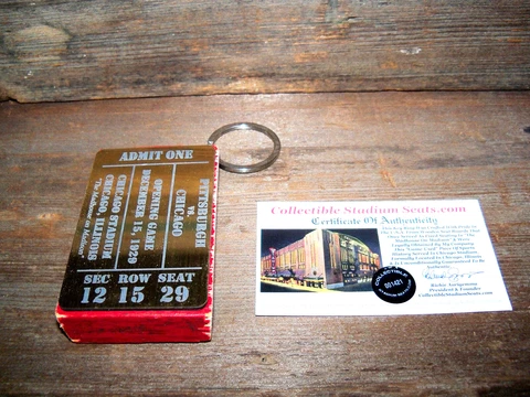 CHICAGO STADIUM SEAT KEYRING Blackhawks Mikita Bulls Jordan Hull Roenick Pippen Cover