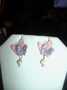 Multicolor DOUBLE BUTTERFLIES Dangling PEARLS Betsey Johnson PIERCED Earrings - Picture 1 of 7