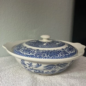 English Tableware ' Old Willow' Serving Tureen Lidded Dish Blue White - Picture 1 of 5