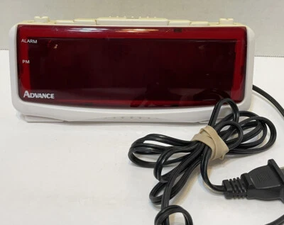 Advance Model 4077 Alarm Clock LED Display Snooze Dimmer Battery Backup - Imagem 1 de 4