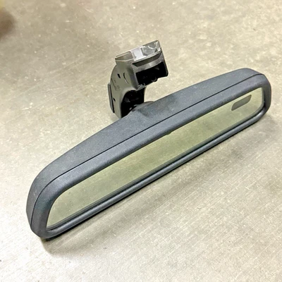 99-04 Land Rover Discovery 2 OEM Rear View Mirror CTB000020 Homelink - Image 1 of 4