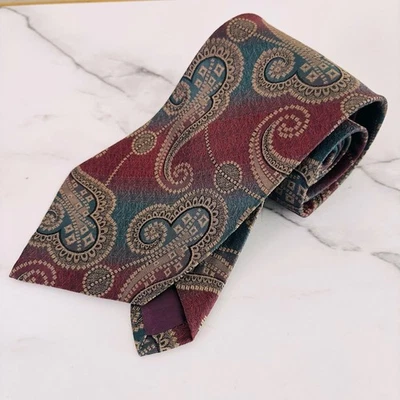 Corbata de seda Nina Ricci borgoña y dorada cachemira ancho estándar Foto 1 de 4