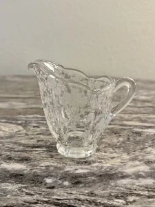 VINTAGE CAMBRIDGE GLASS "ROSE POINT"  ETCHED 4" CREAMER SBX0203 - Picture 1 of 7