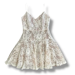 L’Atiste by Amy Elfenbein Spitze Minikleid Medium Fit & Flare Blush gefüttert Braut - Bild 1 von 9