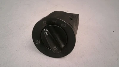 Lichtschalter 1C0941531 VW Passat Variant 2.5 TDI V6 Bj 2002 3BG/3BL/3BS 2481928 - Bild 1 von 4