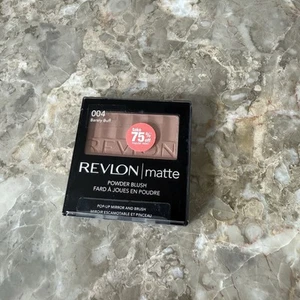 Revlon Matte Powder Blush w/ Pop Up Mirror - BARELY BUFF #004 New Sealed - Picture 1 of 2