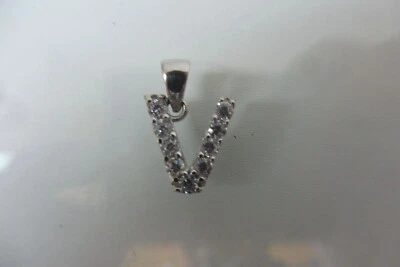 Elegante Pendente, Lettera: V, Argento 925 Con Pietre Tagliate - Immagine 1 di 4