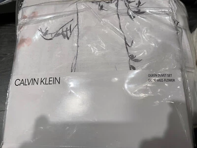 Calvin Klein Dusk Wild Flower F/Queen Duvet Cover +2 Standard Shams. Brand New! - Image 1 of 2