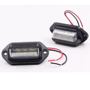 LUCI TARGA 6 LED BIANCO 6000K 2W FANALINO 12-24V AUTO MOTO CAMION UNIVERSALE X2* - Foto 1 di 1