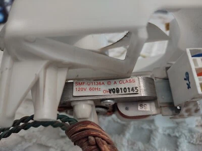 Microondas Samsung 1,1 pies cúbicos Ventilador de CA Motor y Ventilador SMF-U1136A, Usado, Envío Gratis Foto 1 de 2