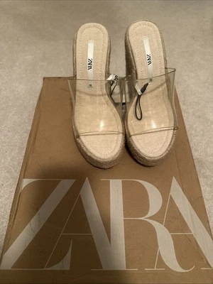 Zara - Alpargata Cuñas en Beige - 36/6 Foto 1 de 4