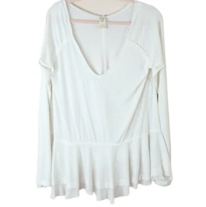 WE THE FREE womens size L off white long sleeved v neck catalina thumbhole shirt - Picture 1 of 4