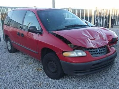 Conjunto de puerta delantera derecha usado se adapta a: Plymouth Voyager 1998 delantero eléctrico Foto 1 de 4