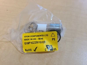 APEM Q16P1CZZRYG12E Indicatore LED da pannello 12V 16mm Prom R/Y/G - Foto 1 di 3