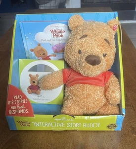 Hallmark Winnie The Pooh Interactive Story Buddy *New* In Original Box - Picture 1 of 4