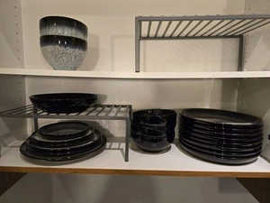 21 Piece Denby Plate And Denby Bowl Set! Denby Black Halo & Wide Rimmed Plates! - Picture 1 of 7