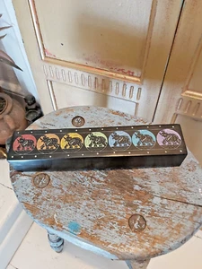 SCHWARZE SPECKSTEIN RÄUCHERSTÄBCHENBOX MIT HANDBEMALTEN ELEFANTEN AUS INDIEN - Bild 1 von 10