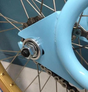 ROUND DROPOUT SAVERS - FITS NEARLY ALL FRAMES - FITS 3/8" AND 10mm AXLES - Picture 1 of 7