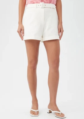 NUEVO CON ETIQUETAS - Pantalones Cortos Trina Turk 'Eisley' Elastizados-Piqué con Cinturón, Blanqueado - Talla 10 Foto 1 de 3