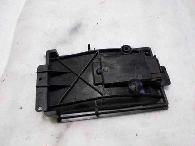 Relè ventola soffiatore VW PASSAT Variant B5 3B6 1.90 Diesel 2003 32496679 - Immagine 1 di 2