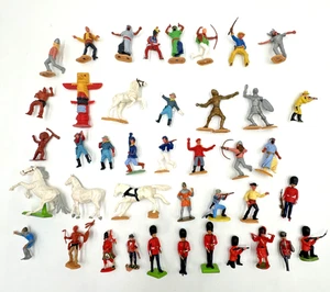 Vtg Lot Timpo Toys, Britains & Non-Branded Toy Soldiers - Picture 1 of 10
