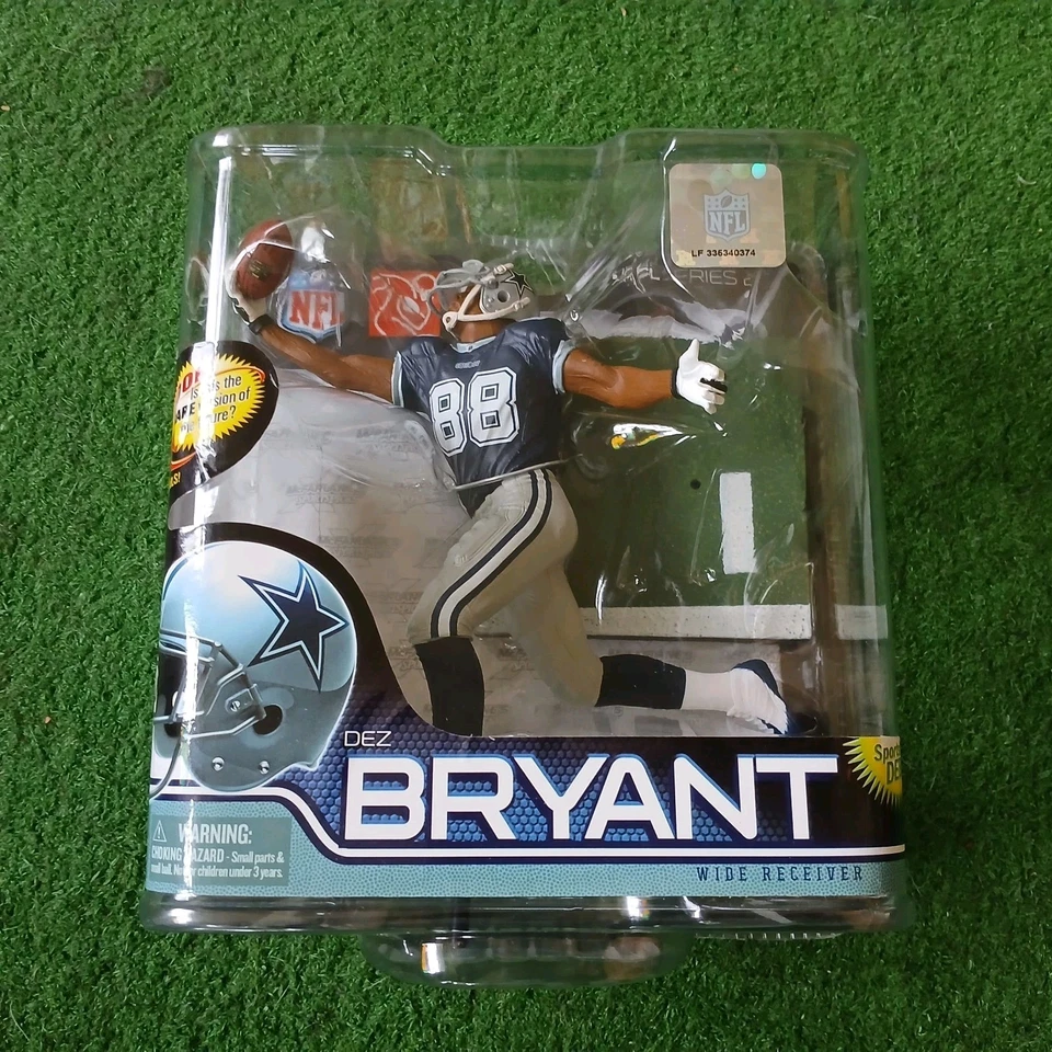 McFarlane Toys NFL Dallas Cowboys Sports Picks Series 28 Dez Bryant Action Figure