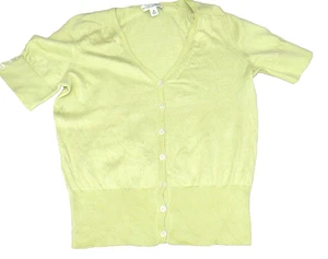 Top de manga corta Banana Republic seda cachemir verde claro talla M - Imagen 1 de 2