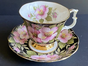 Royal Albert Bone China Provincial Flower Serie Albert Rose Teacup Saucer - Picture 1 of 7