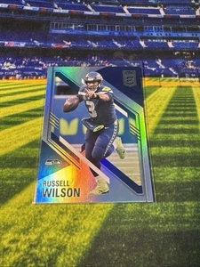 2021 Panini Elite Football RUSSELL WILSON #13 Seattle Seahawks - Picture 1 of 2