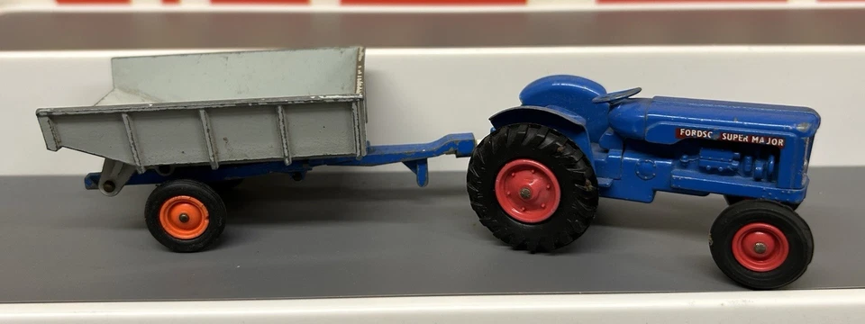 Matchbox Kingsize Vintage Farm Fordson Super Major Tractor Whitlock Trailer - Image 1 of 4