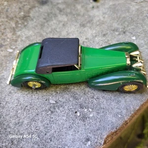 1938 Green Hispano Suiza Matchbox Car - Picture 1 of 5