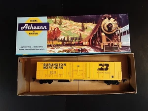 Athearn HO Scale Burlington Northern Mechanical Reefer 9345 (A) - Bild 1 von 6