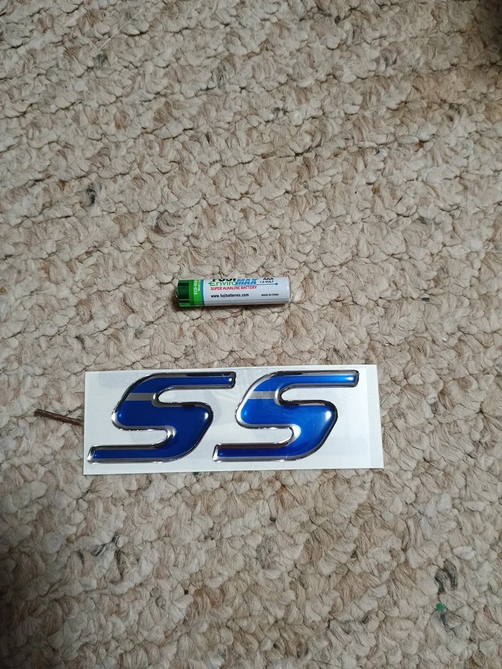 Chevrolet SS 3D Stick On Emblema Azul Chevy Camaro Chevelle Nova El Camino  Foto 1 de 1