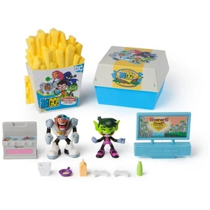 DC Comics Teen Titans Go! Kitchen Chaos Dis-Play Set with Beast Boy and Cyborg F - Picture 1 of 10