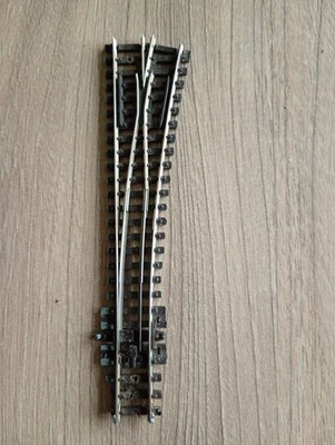 Peco Streamline N Gauge Electrofrog Medium Radius Right Hand Point. - Image 1 of 4