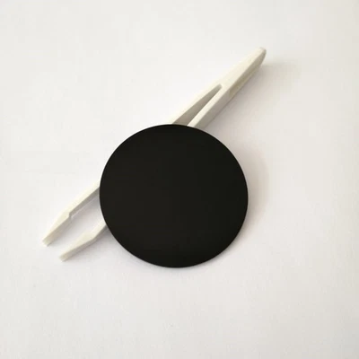 HWB830 RG830 Infrared-transmitting visible light-blocking black glass filter - Image 1 of 4