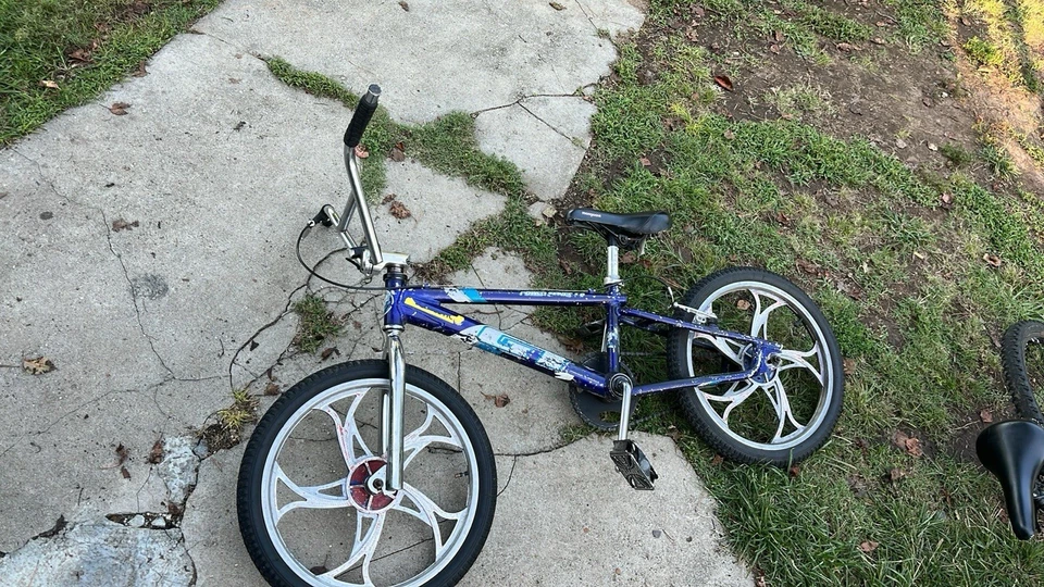 I Have This First Ever Made Bmx Bike It’s A Posted Series GT - Image 1 of 1
