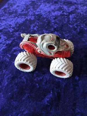 MONSTER TRUCK OCTON8ER REVEAL THE STEEL 1/64 DIECAST BKT SML MONSTER JAM — 第 1/4 张图片