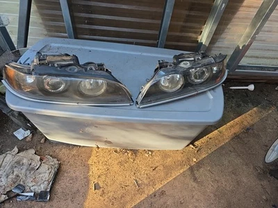 Juego faros izquierdo y derecho bmw 2002 530i usados pero en buen estado de funcionamiento Foto 1 de 4