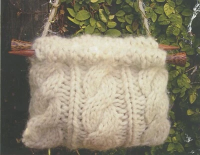 Two Sticks Aran Purse - Keep It Simple Knitting Pattern #KS122 - Quick & Simple - Image 1 of 2