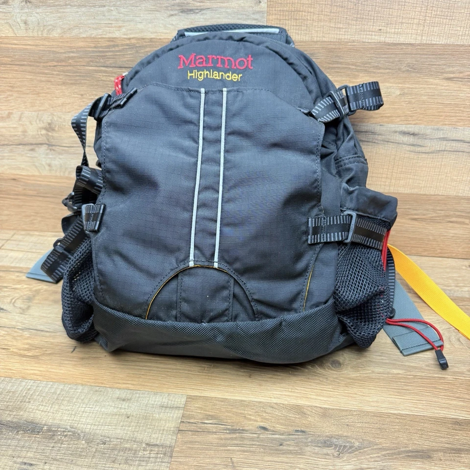 Vintage Marmot Walkabout Hip Belt Travel Hiking Bag Fanny Day Pack Black - Image 1 of 4