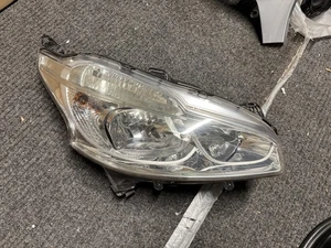 Peugeot 208 12-15 RH OS Scheinwerfer Fahrerseite 9802221380 - Bild 1 von 8